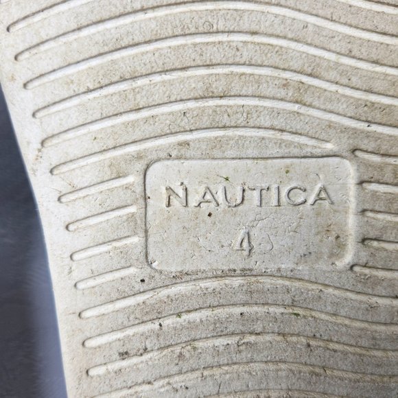 2 Pairs of Slides- Size 4 (Jr) - Picture 3 of 7